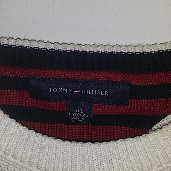 Tommy Hilfiger sweater - Picture 2 of 4